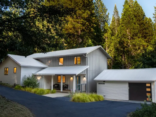 4035 Lakemont Dr, Arnold, CA 95223