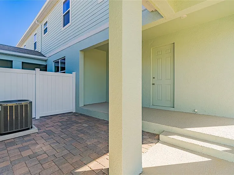16375 Ingram Hills Aly — Photo 10