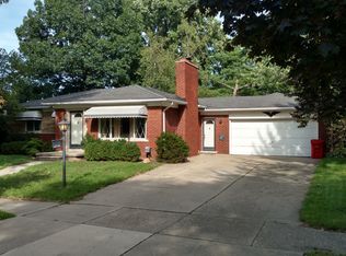 23744 Raven Ave, Eastpointe, MI 48021