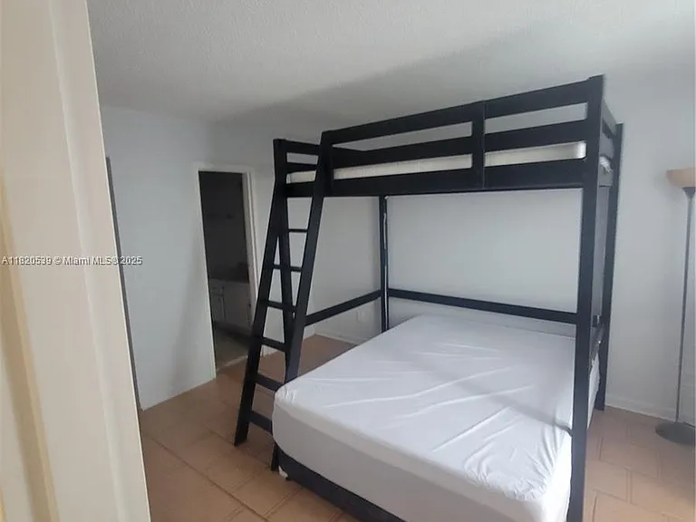 13499 Biscayne Blvd #506 — Photo 6