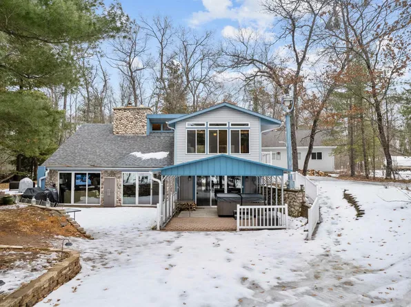 N1464 Wood Duck Way, Keshena, WI 54135