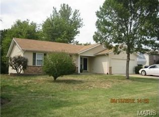 2500 Trojan Cir, Troy, MO 63379