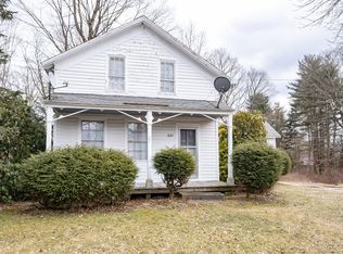 281 E Main St, Sheffield, MA 01257