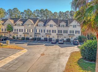 4930 Date Palm Dr, North Charleston, SC 29418