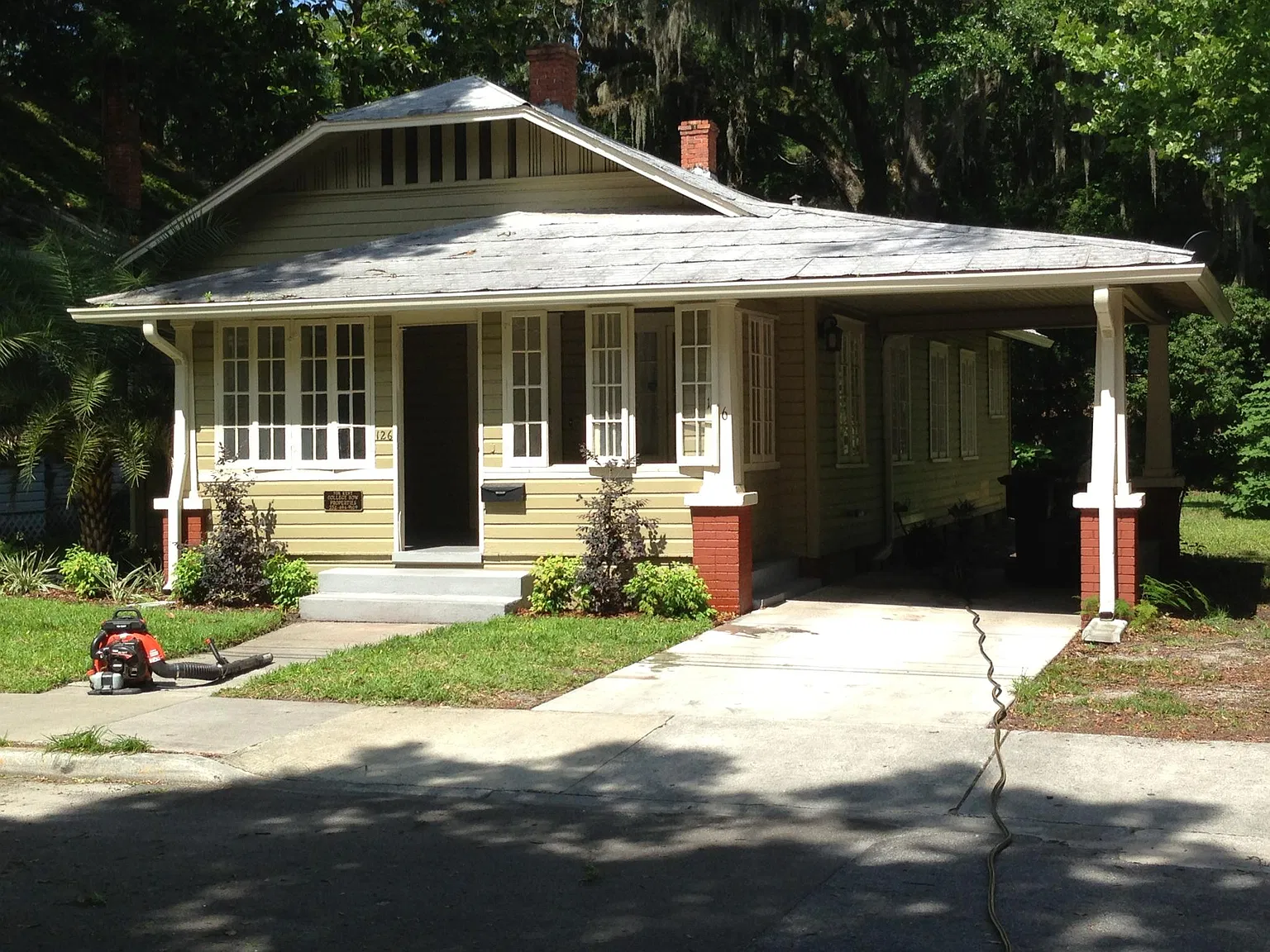 3 bed, 1144 sqft, $2,772 — Photo 1