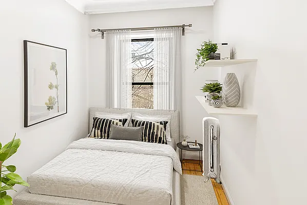 Rented by Freestone Property Group | media 9