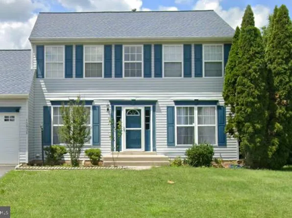 13832 Regal Ct, Woodbridge, VA 22193