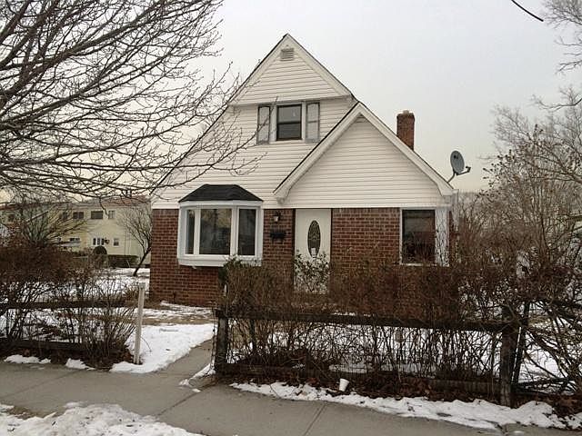 1st image of 11718 143rd St