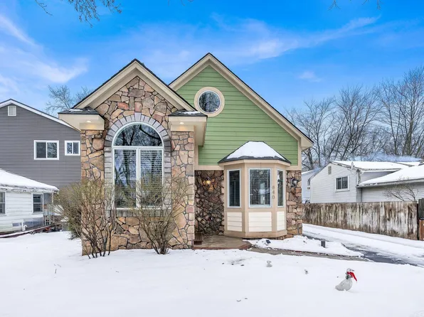 840 Gibson St, Oxford, MI 48371