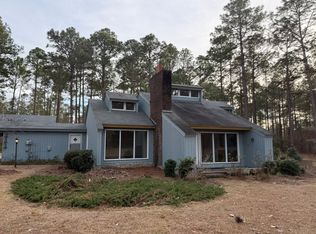 888 Vendora Ln, Metter, GA 30439