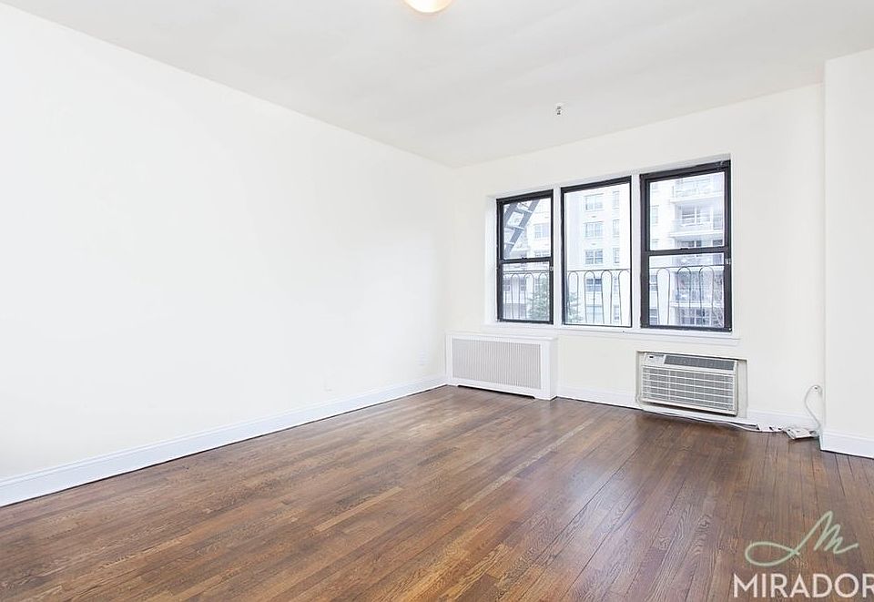 1st image of 1435 York Ave APT 4E