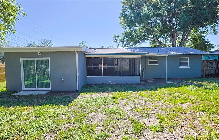 1500 Laurel Cir — Photo 23