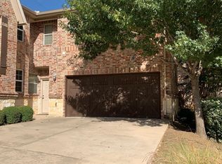 2948 Europa Dr, Grand Prairie, TX 75052