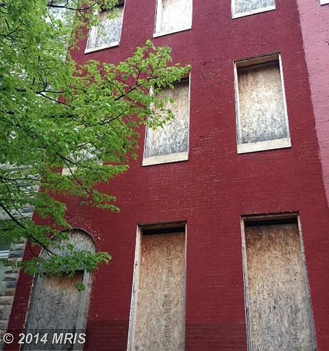1st image of 621 N Carrollton Ave