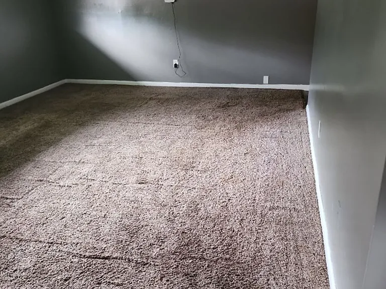 Holston Apartments — Photo 12