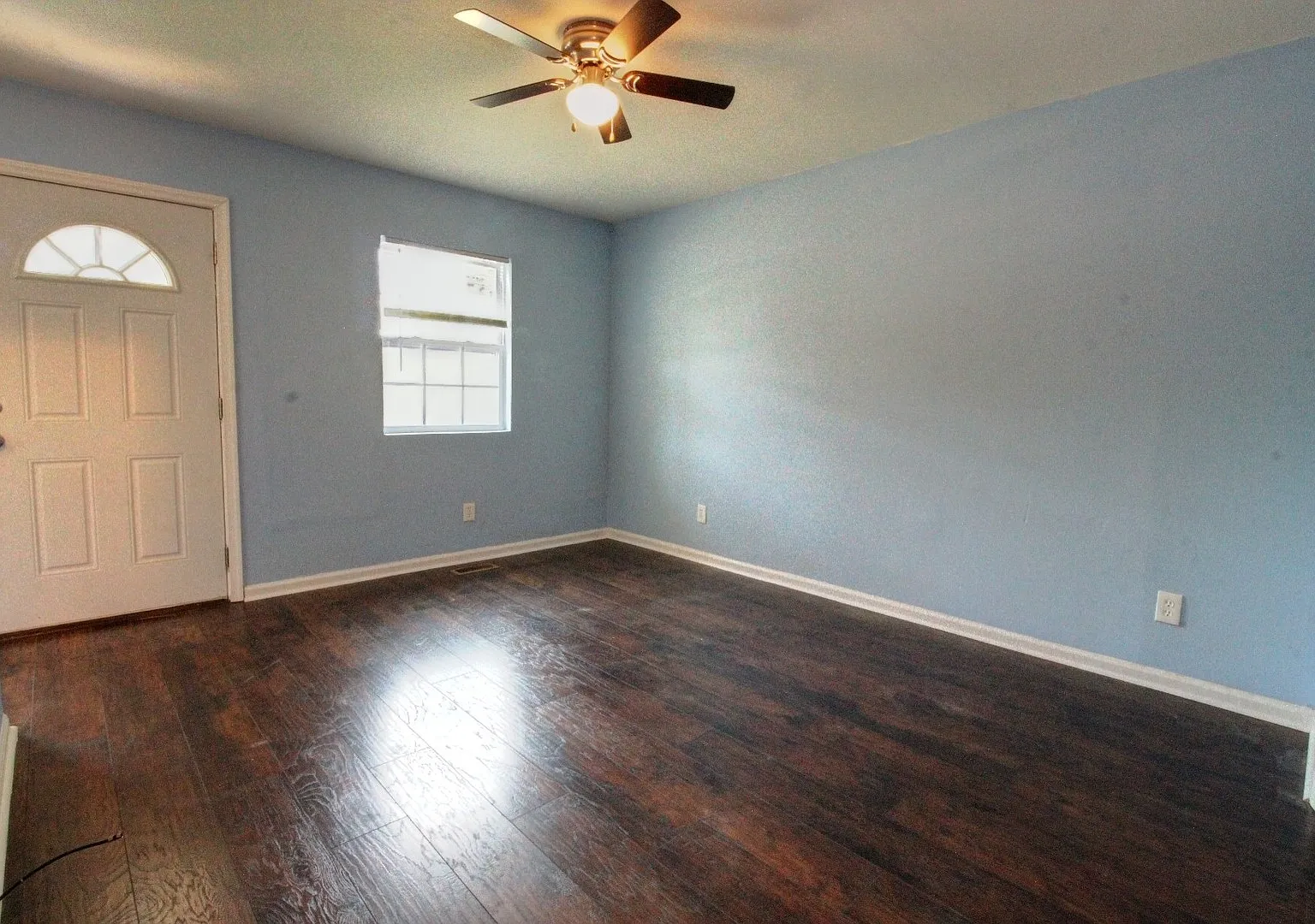 Quaint 2bd/1.5ba Duplex Less Than 1 Mile From Downtown Durham! — Photo 4