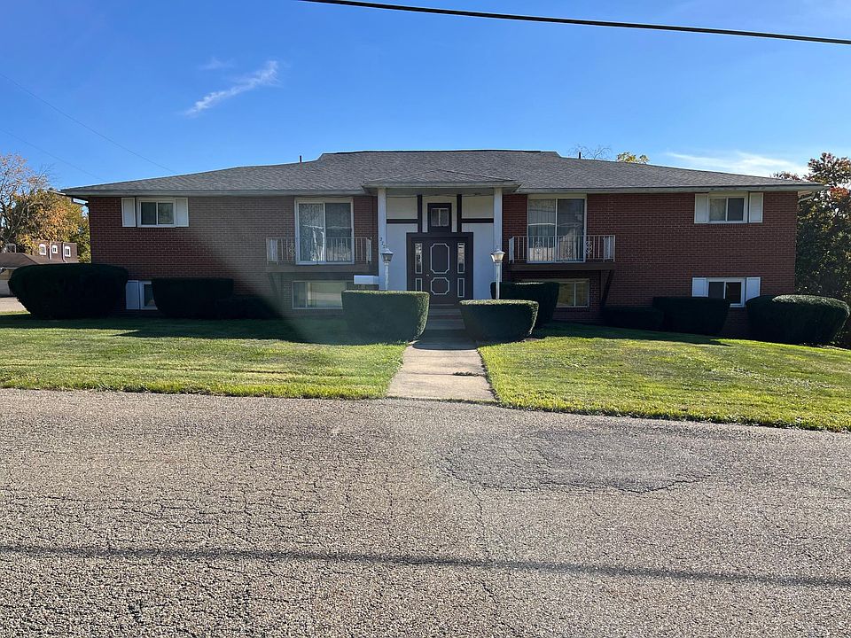 1st image of 272 Kennedy St #1