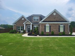192 Harbrooke Cir, Greer, SC 29651