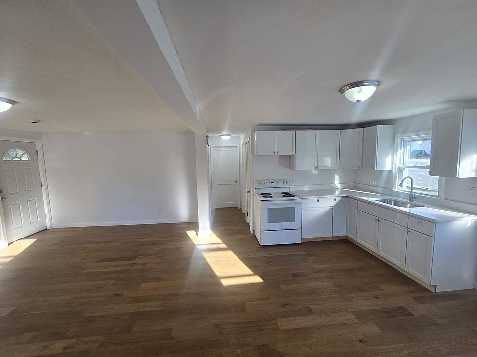 1st image of 31 Monarch St