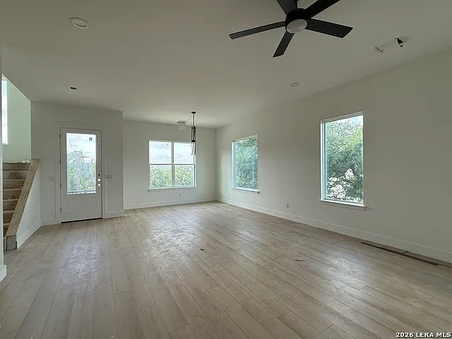 102 Magnolia Cir — Photo 5