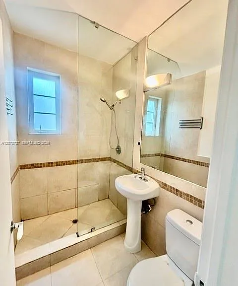 1000 Meridian Ave #18 — Photo 7