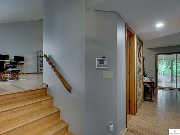 5th image of 12323 Binney St