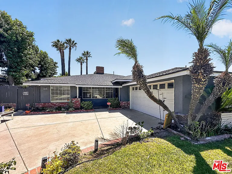 16746 Tupper St — Photo 34