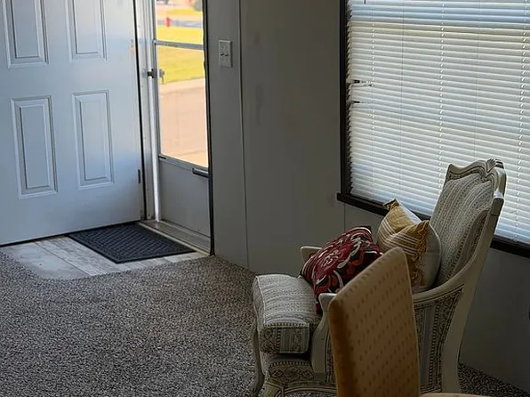 45314 Pierre Dr, Macomb, MI 48044