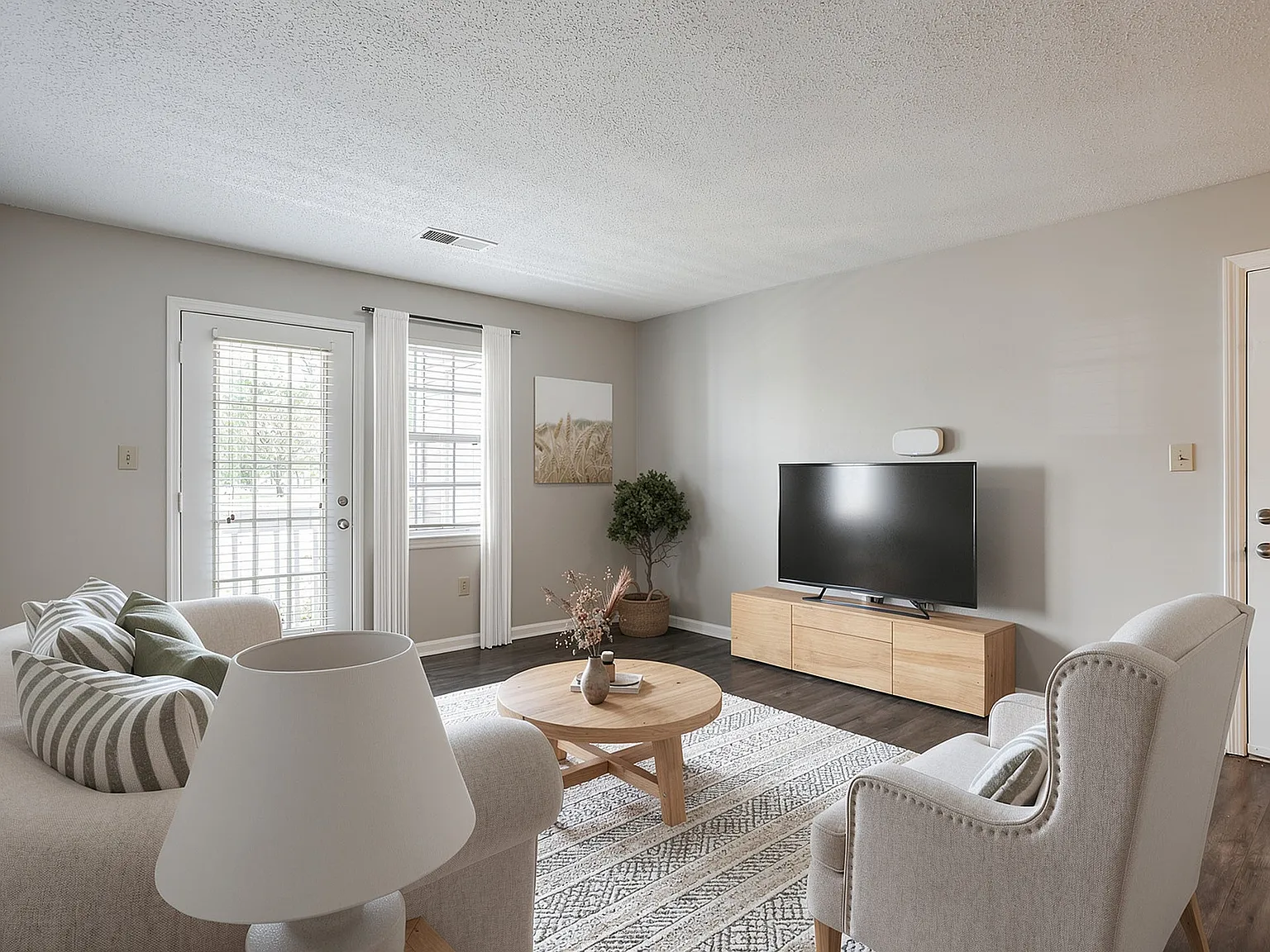 Villages at Spring Hill Apartments — Photo 2