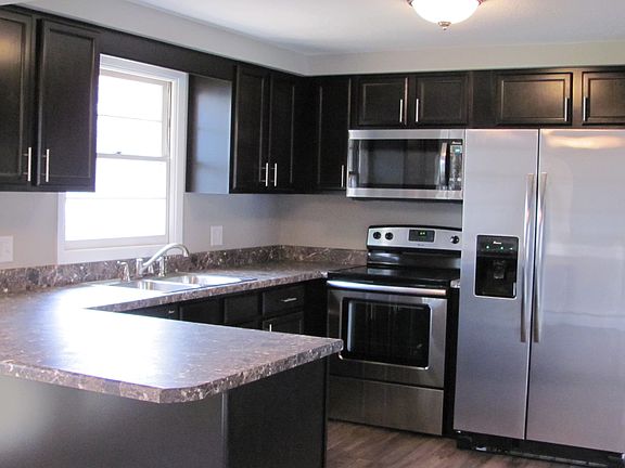 5th image of 7004 Blackhawk Ln