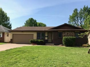 1254 E Sunset St, Springfield, MO 65804