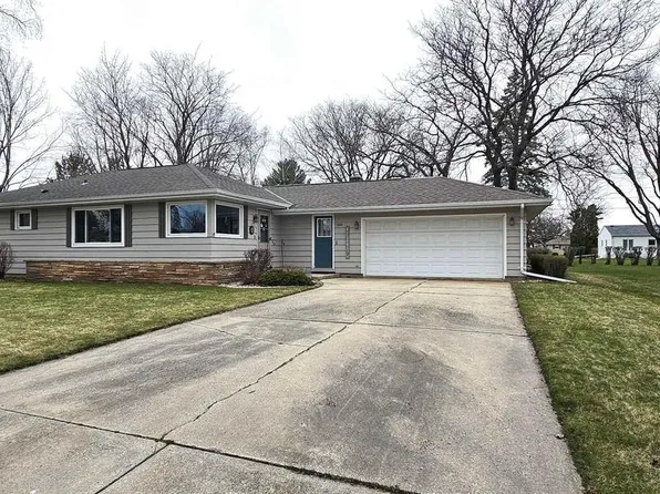 1020 Rock Avenue, Waupun, WI 53963