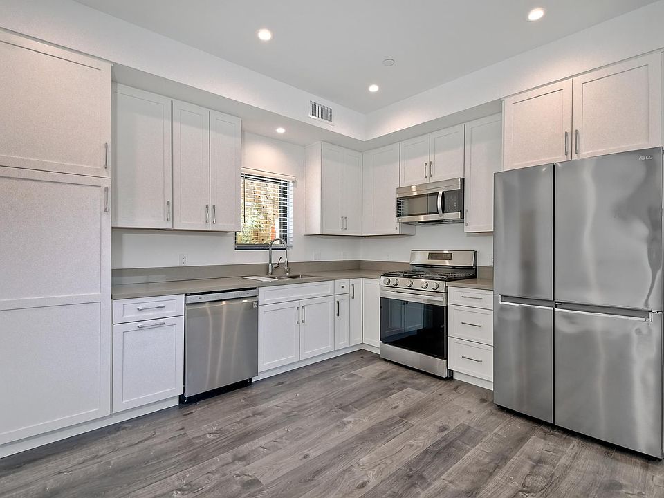 1st image of 3440 Wilshire Ter