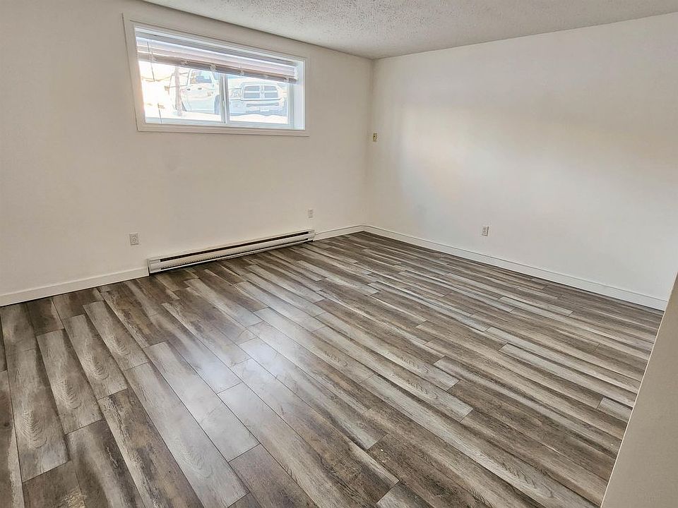 1st image of 10507 102nd Ave #2