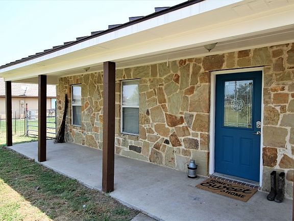5th image of 205 Willow Creek Ln