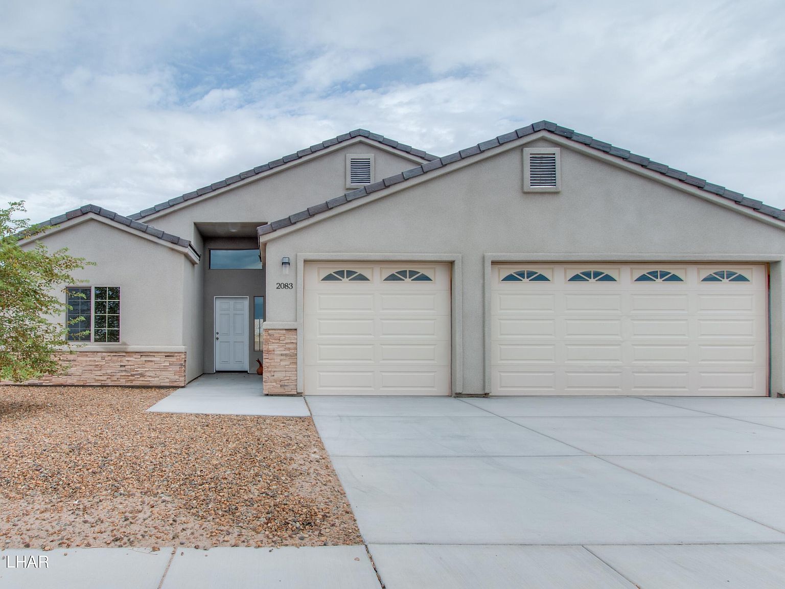 2083 E Mesa Vista Pl, Fort Mohave, AZ 86426 Zillow