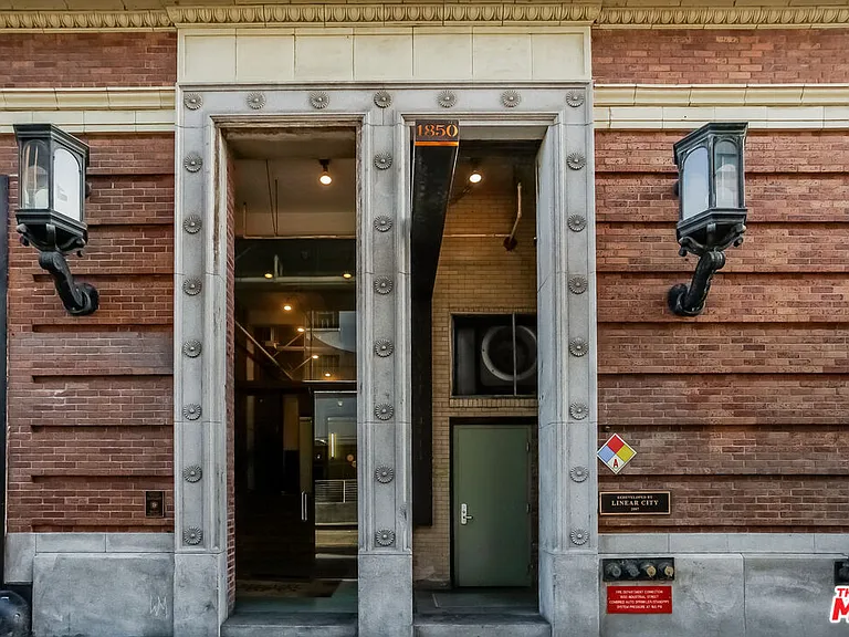 1850 Industrial St #Penthouse 9 — Photo 4