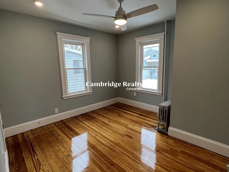 11 Burnham St #2T — Photo 12