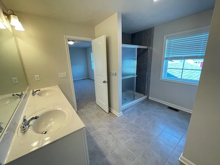 141 Caymus Dr — Photo 11