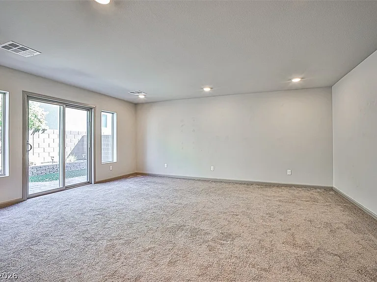 8052 Haywood Estate Ave — Photo 7