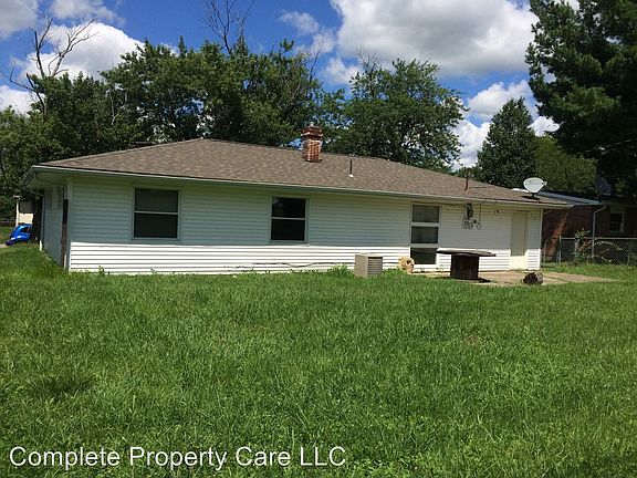 2nd image of 2313 W Sheffield Dr