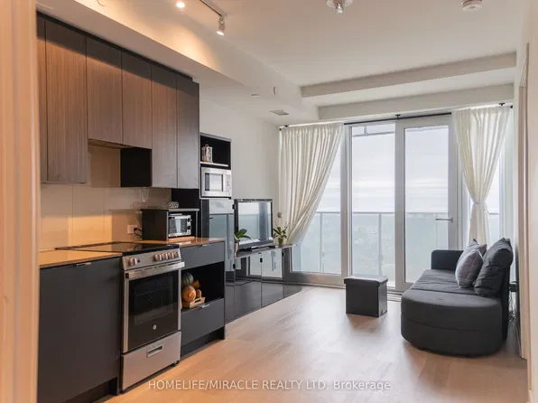 3883 Quartz Rd #4407, Mississauga, ON L5B 0M4