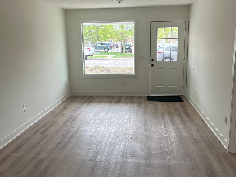 280 Allen Ave #2 — Photo 5