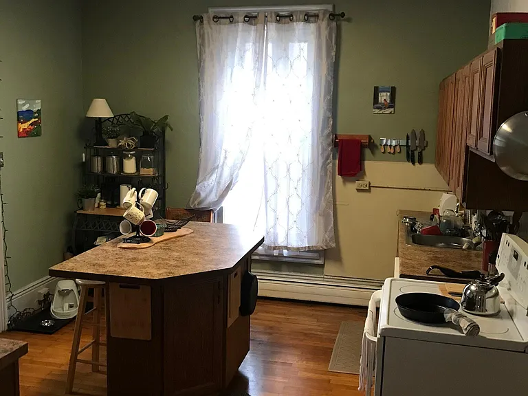 801 Pearl Ave #1 — Photo 6