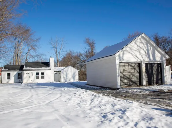 198 Main St, South Grafton, MA 01560