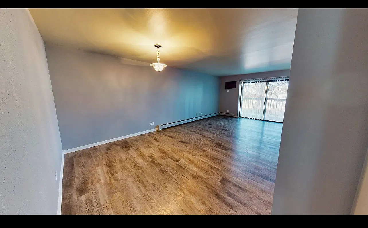 2 bed, 1.5 bath, 900 sqft, $1,800 — Photo 2