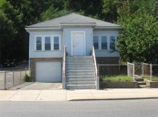 118 Webster Ave, Chelsea, MA 02150