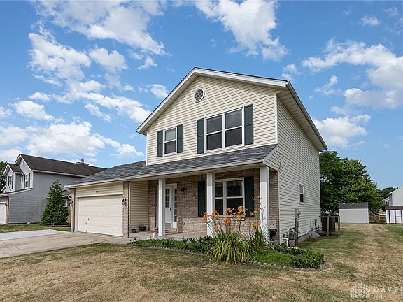 2nd image of 621 Oak Forge Pl