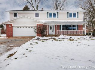 5165 Marlowe Dr SE, Kentwood, MI 49548