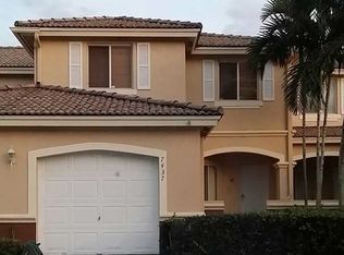 7437 SW 162nd Ct, Miami, FL 33193